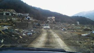 2011-03-25 22:42:46